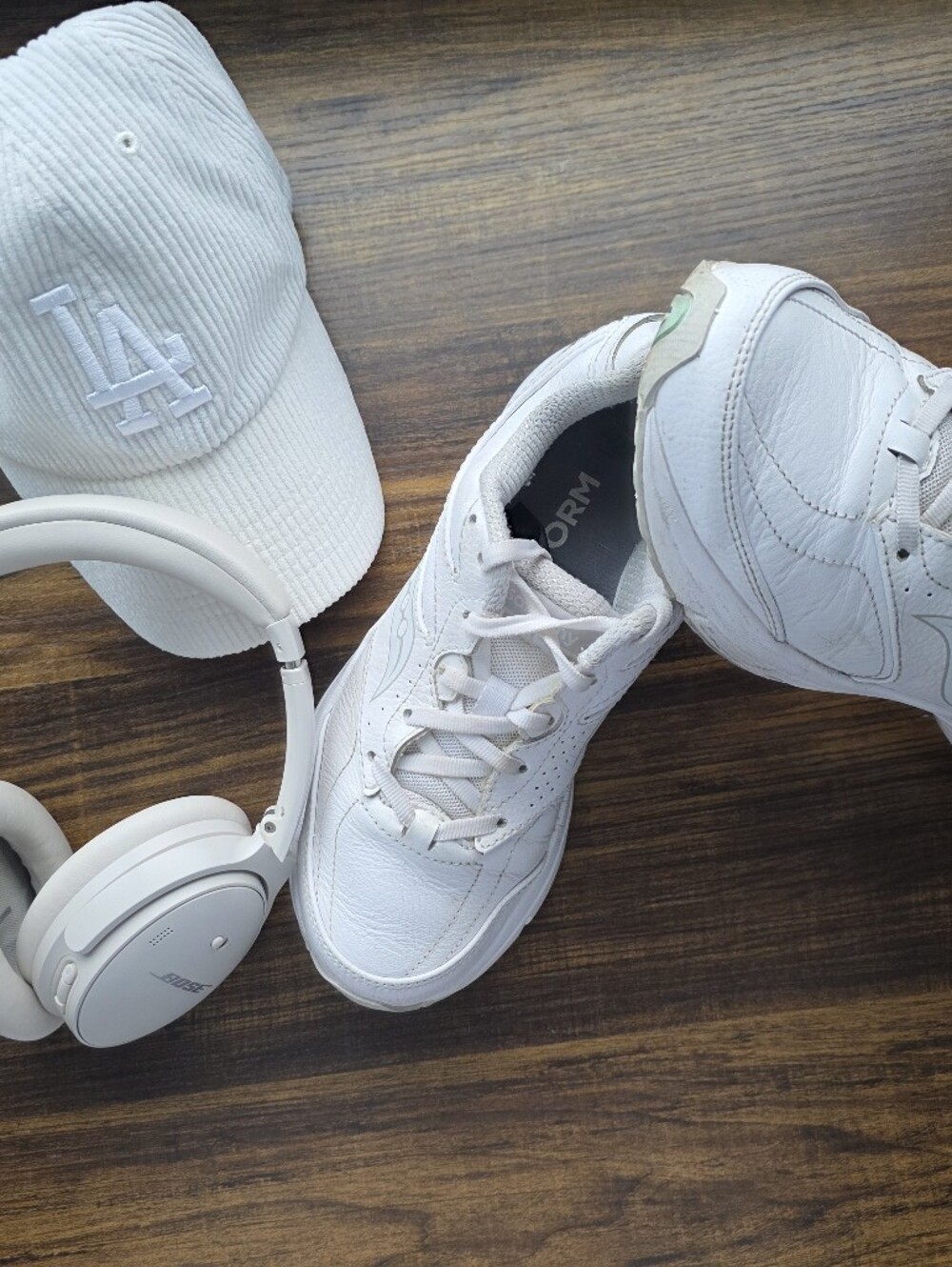 Saucony Women's White Leather Sneakers - Lace-Up Comfort